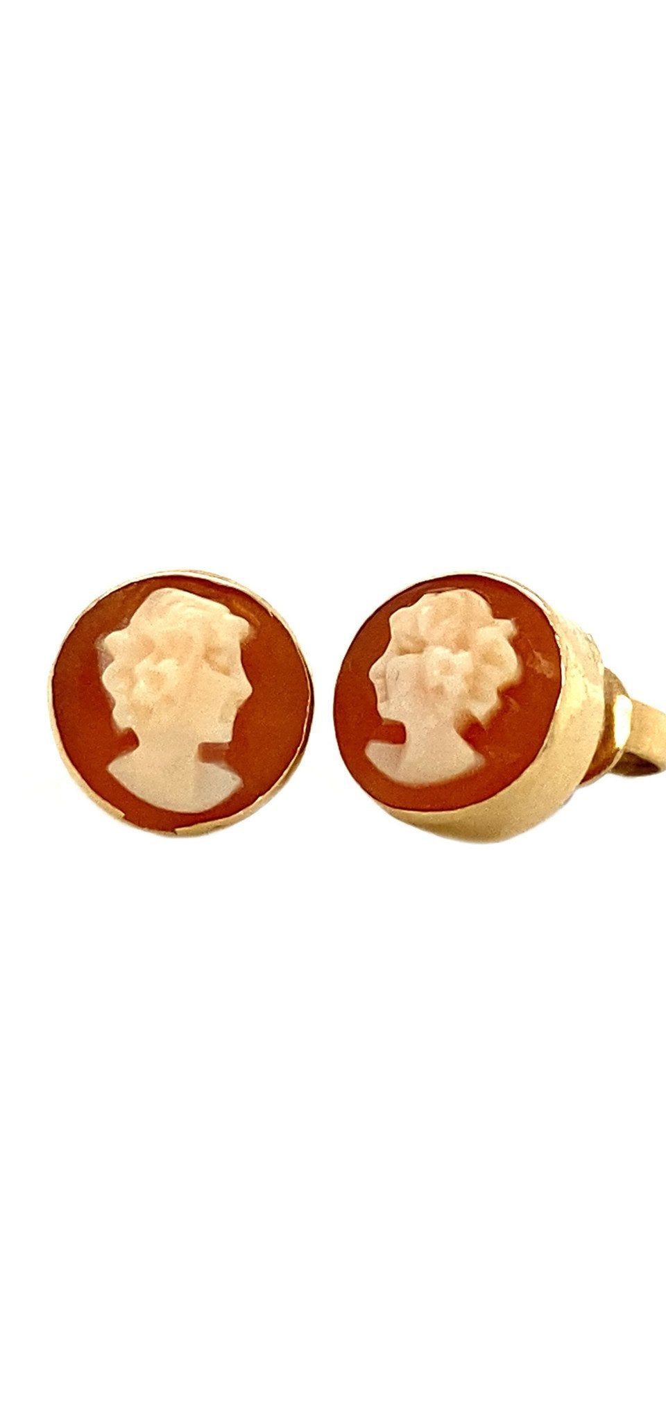 Vintage 14K Gold Stud Earrings with Cameo